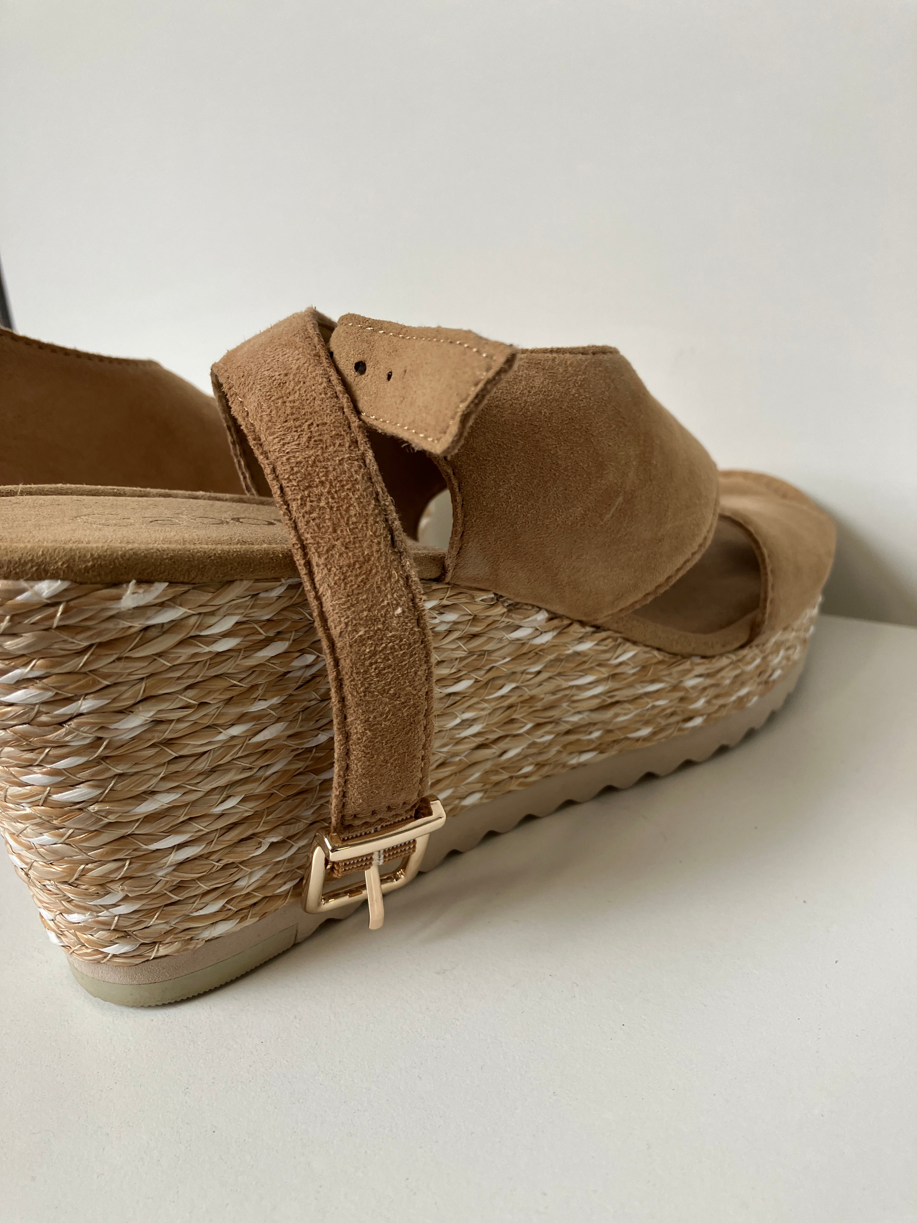 Gabor Sandaler